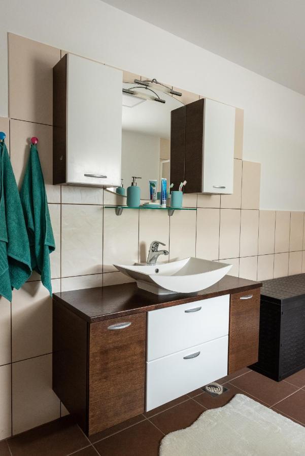 Wineyard Getaway House Villa Sevnica ภายนอก รูปภาพ